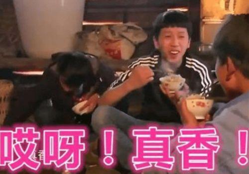 娱乐吃瓜酱是哪里人,揭秘其神秘身世与传奇人生 第2张 娱乐吃瓜酱是哪里人,揭秘其神秘身世与传奇人生 第2张